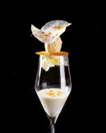西欧料理サヴァカ様のお料理、
撮らせて頂きました！

別角度からのお写真です♪

ヨーグルトと洋梨のジュレと百花蜜のグラス、
オパリーヌのフイユ

見た目でも楽しませて頂き、
とっても美味でした♪

#サヴァカ
#西欧料理
#デザート
#菊川
#静岡グルメ
#ジビエ料理の店
#地産地消
#ワイングラス
#ヨーグルトと洋梨のジュレと百花蜜のグラス
#オパリーヌのフイユ
#地元グルメ
#美味しいお料理
#魅力を引き出す写真
#魅力満載のお料理
#お料理写真
#静岡県のフォトグラファー
#料理をアートに撮影
#デザート撮影