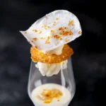 西欧料理サヴァカ様のお料理、
撮らせて頂きました！

ヨーグルトと洋梨のジュレと百花蜜のグラス、
オパリーヌのフイユ

#サヴァカ
#西欧料理
#デザート
#菊川
#静岡グルメ
#ジビエ料理の店
#地産地消
#ワイングラス
#ヨーグルトと洋梨のジュレと百花蜜のグラス
#オパリーヌのフイユ
#地元グルメ
#美味しいお料理
#魅力を引き出す写真
#魅力満載のお料理
#お料理写真
#静岡県のフォトグラファー
#料理をアートに撮影
#デザート撮影